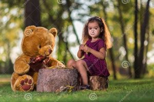 The Joy of Playing With Your Teddy Bear Friend | Teddy Information – Everything You Need to Know About Teddy Bears