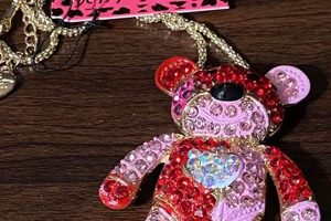 Adorable Betsey Johnson Teddy Bear Necklaces: A Collector's Guide Teddy Information – Everything You Need to Know About Teddy Bears Adorable Betsey Johnson Teddy Bear Necklaces: A Collector's Guide | Teddy Information – Everything You Need to Know About Teddy Bears
