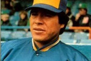 Vintage Teddy Higuera Baseball Cards & More | Teddy Information – Everything You Need to Know About Teddy Bears