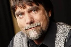 Teddy Gentry's Age: How Old is He Now? | Teddy Information – Everything You Need to Know About Teddy Bears