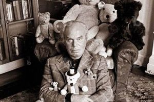 Collectible Peter Bull Teddy Bears: A Guide Teddy Information – Everything You Need to Know About Teddy Bears Collectible Peter Bull Teddy Bears: A Guide | Teddy Information – Everything You Need to Know About Teddy Bears